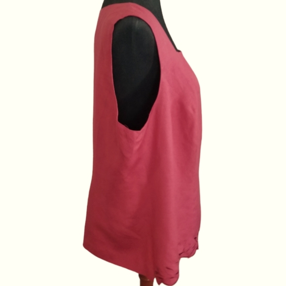 Linen blend coral/melon color shell tank summer top, w/ embroidered detail - Picture 4 of 9